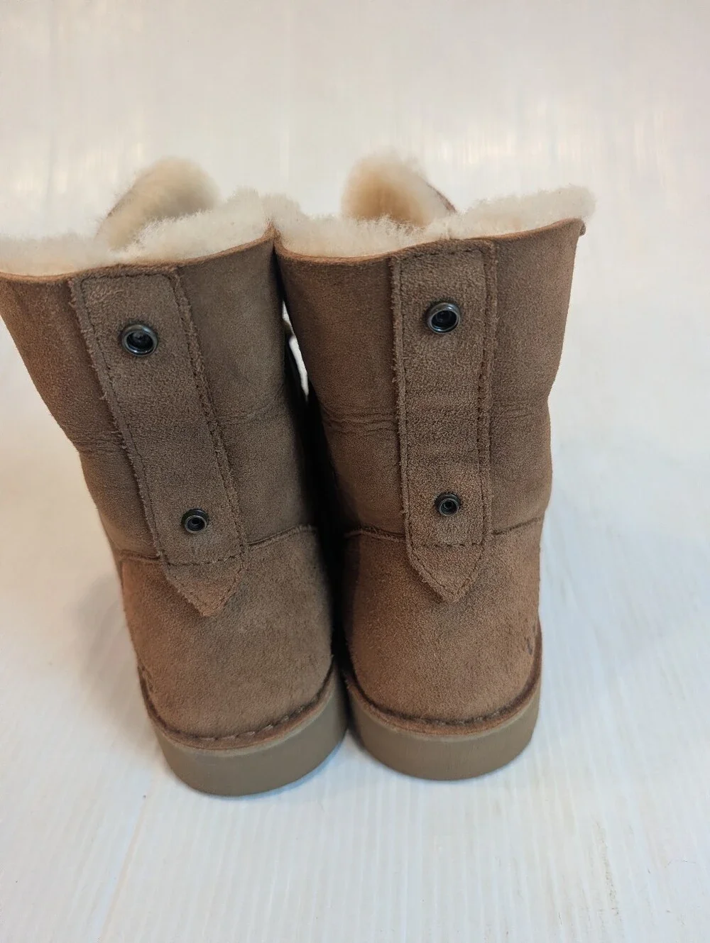UGG quincy suede
